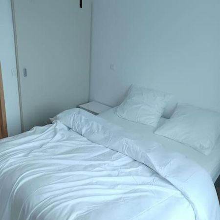 Appartement.1 Saint-Ouen  Luaran gambar